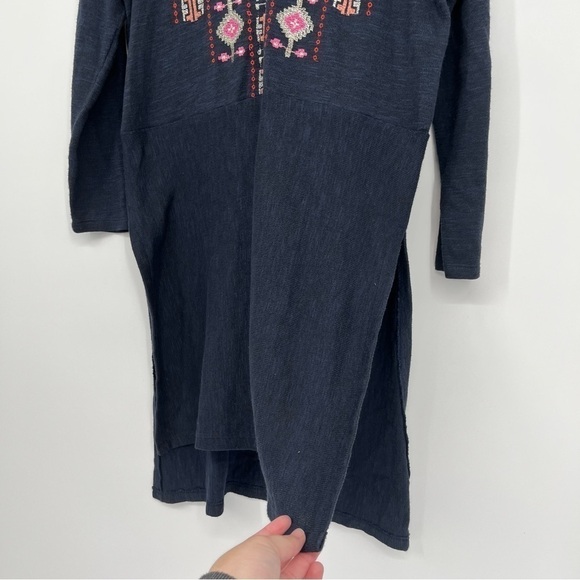 Anthropologie Akemi Kin Savin Sweater Side Slit Tunic Size Medium Embroidery - Picture 3 of 6
